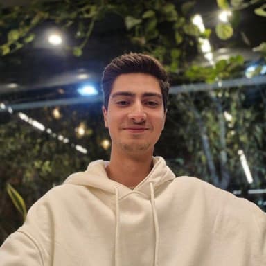 محمد محققیان